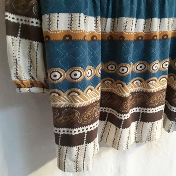 Colorful geometric design v-neck tunic top (T-252) - Picture 2 of 6